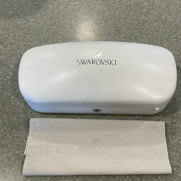 Swarovski butterfly pilot Women's Sunglasses with case - Picture 15 of 16